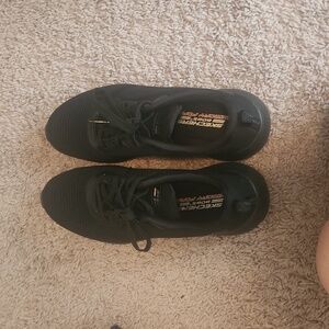 Sketchers nonslip shoes